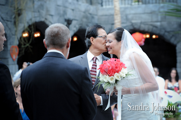 Best Gaylord Palms Wedding photographer, Orlando - Sandra Johnson (SJFoto.com)
